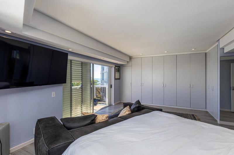 3 Bedroom Property for Sale in Bantry Bay Western Cape